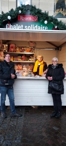 Chalet solidaire au Marché de Noël de Rouen Déc. 2023