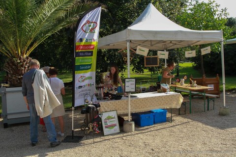 Stand de Resistes pendant le festival Vibrations 2018